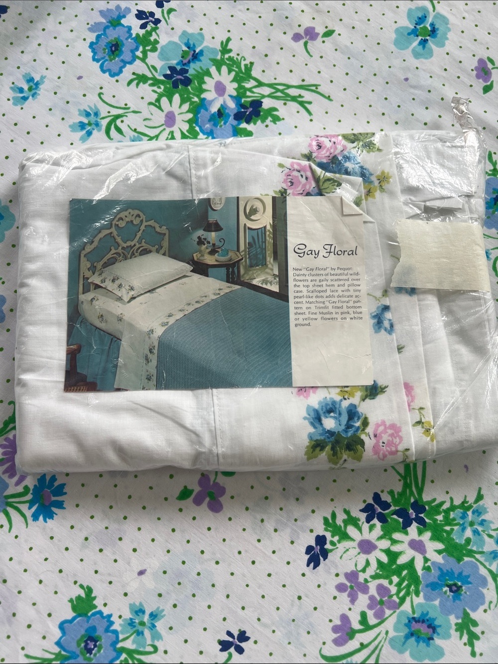 Vintage Sheet Pequot 100% Cotton - Floral